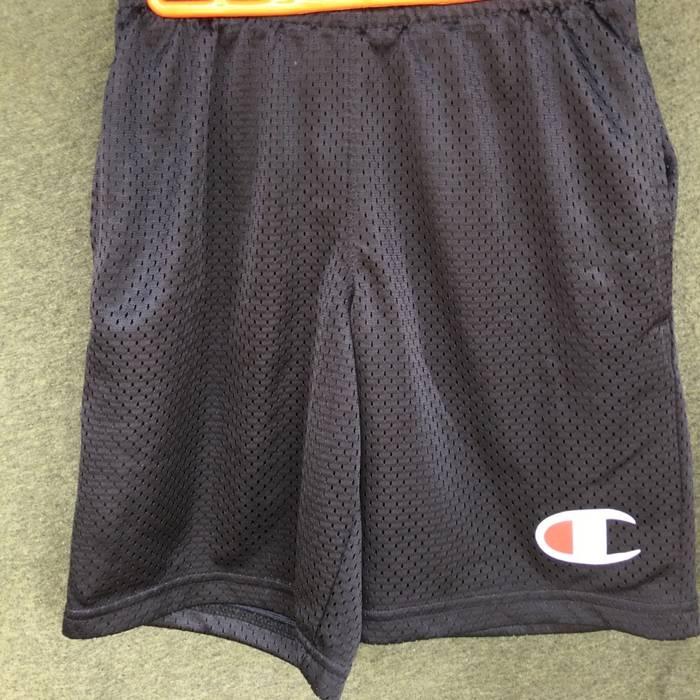 Boy’s Black Champion Shorts size Small